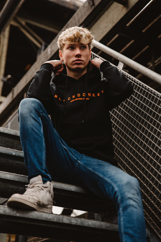 Men - Hoodies & Sweaters